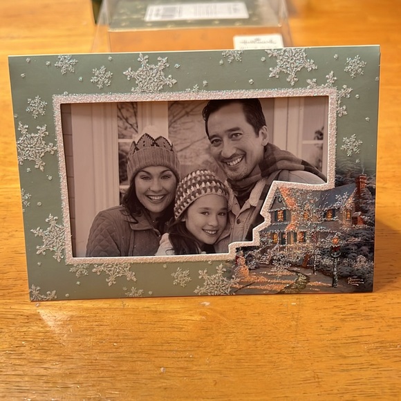 Hallmark Thomas Kinkade photo cards. 1 box. New with tag. - Picture 3 of 6